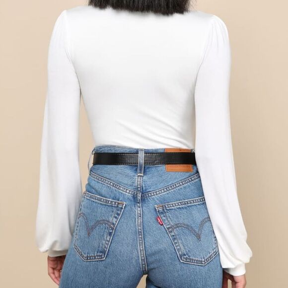 Lulus Bodycon Long Balloon Sleeve V-neck Thong Knit Bodysuit, XS, Ivory White - Picture 2 of 9